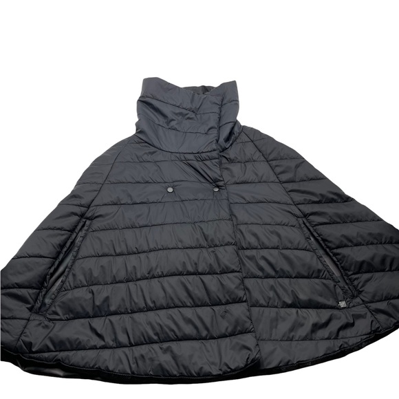 KYODAN| Reversible Puffer Capelet, Blk/Camo high neck, with snaps EUC - Picture 13 of 16